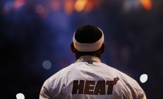 九游体育-西决生死战之夜，福克斯完成里程碑