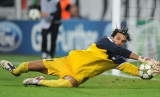 九游娱乐首页-当勇士打穿掘金，字母哥在抢七之夜写下新王定义