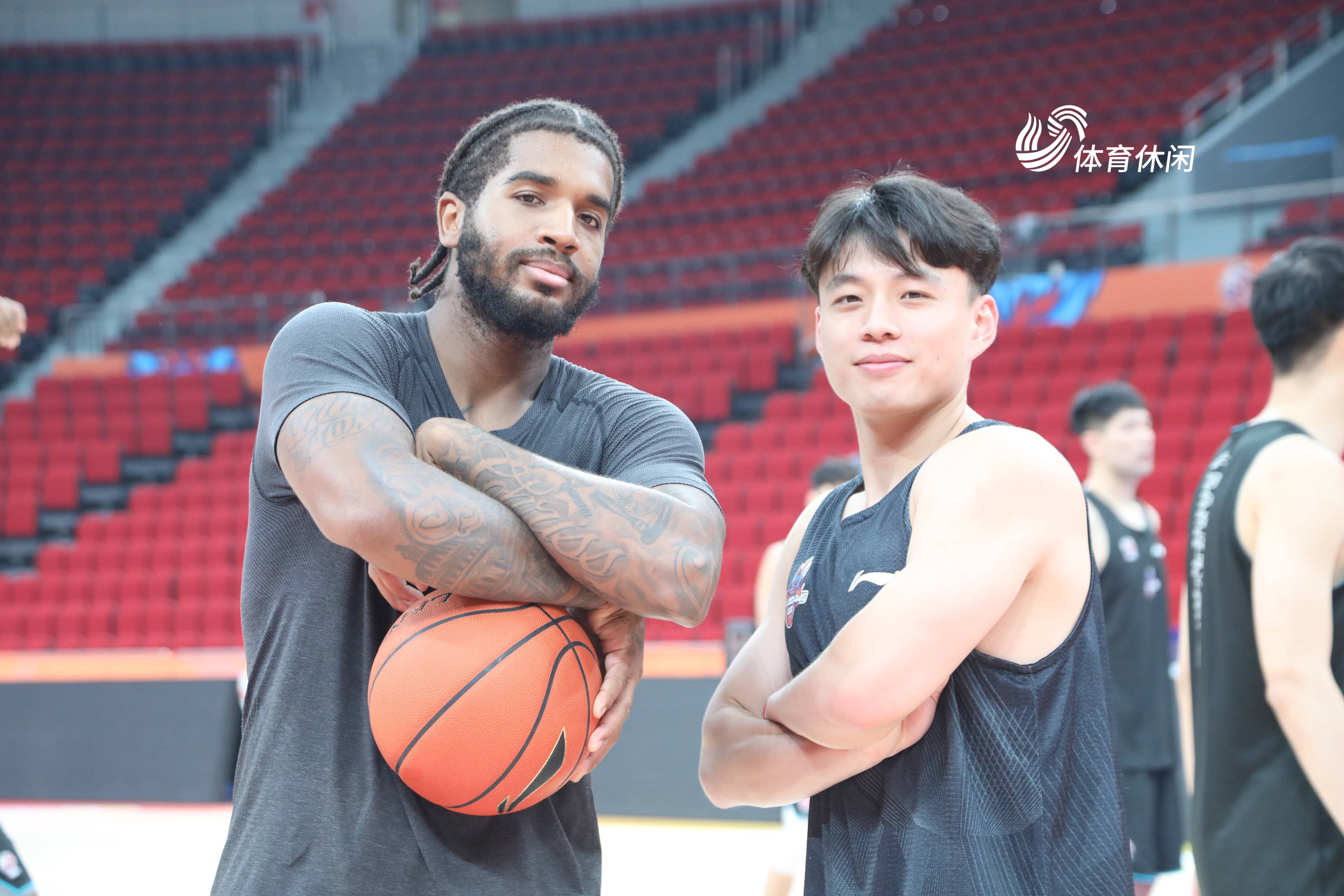 CBA裁判队伍迎来新面孔，备战新赛季的简单介绍