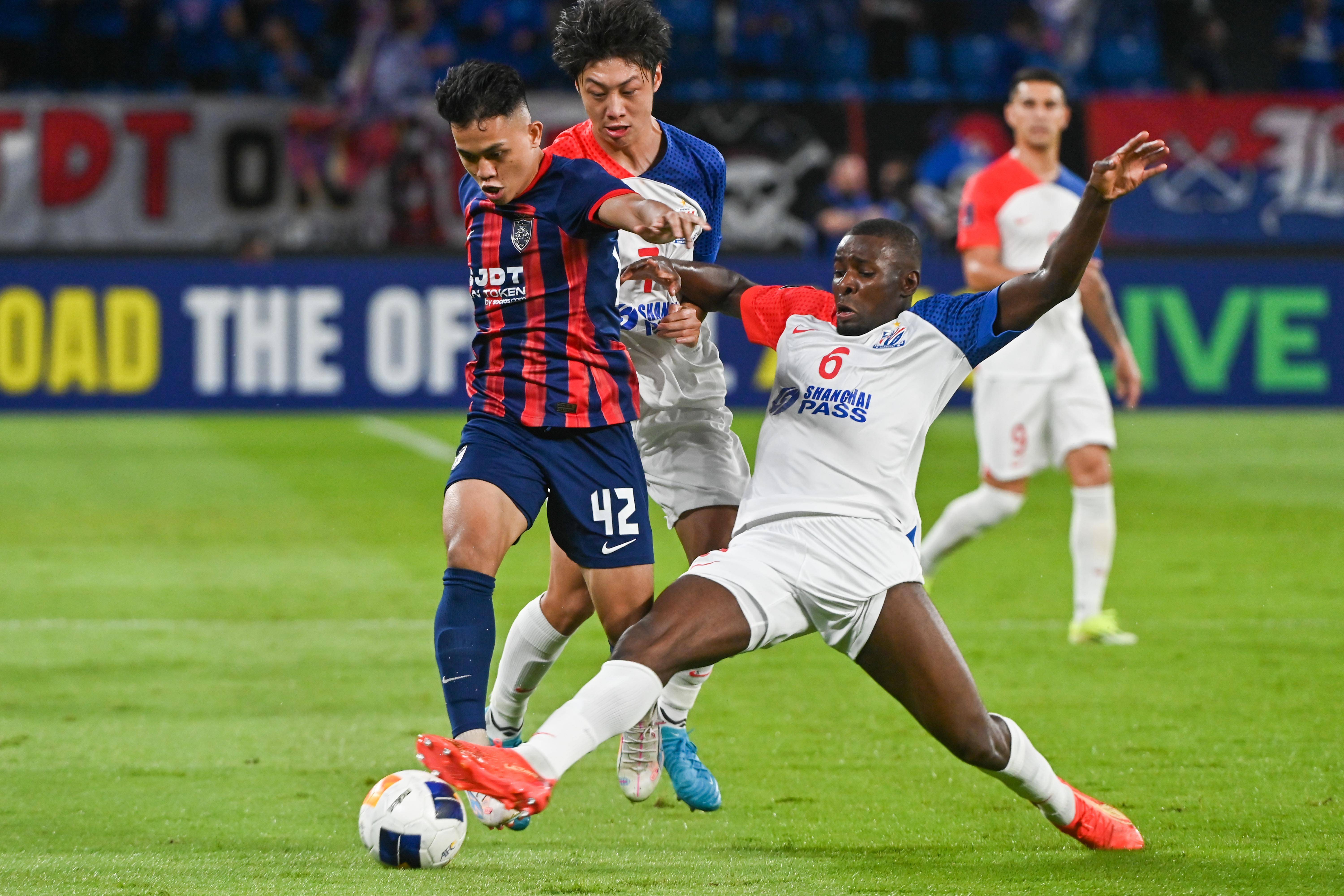 一支中超球队在近期比赛中展现实力