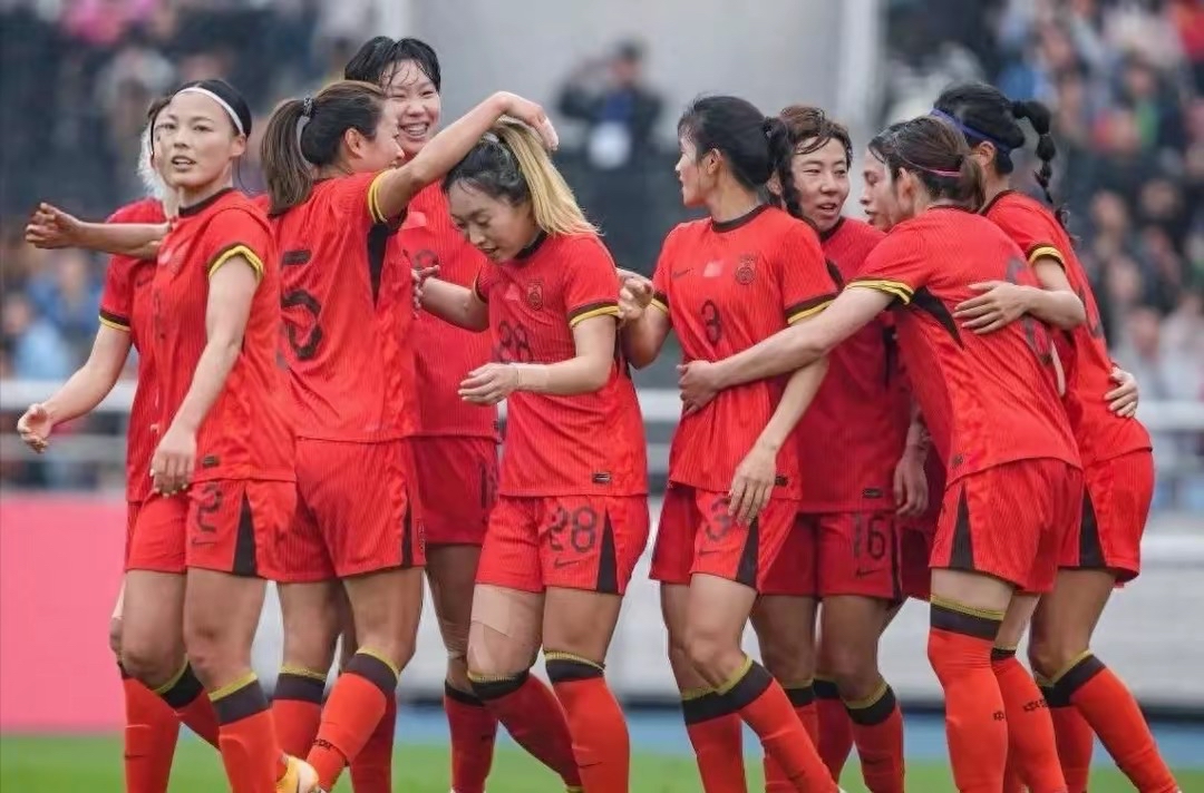 包含国际足坛亚洲女队大放异彩中国女队崭露头角的词条 包含国际足坛亚洲女队大放异彩中国女队崭露头角的词条