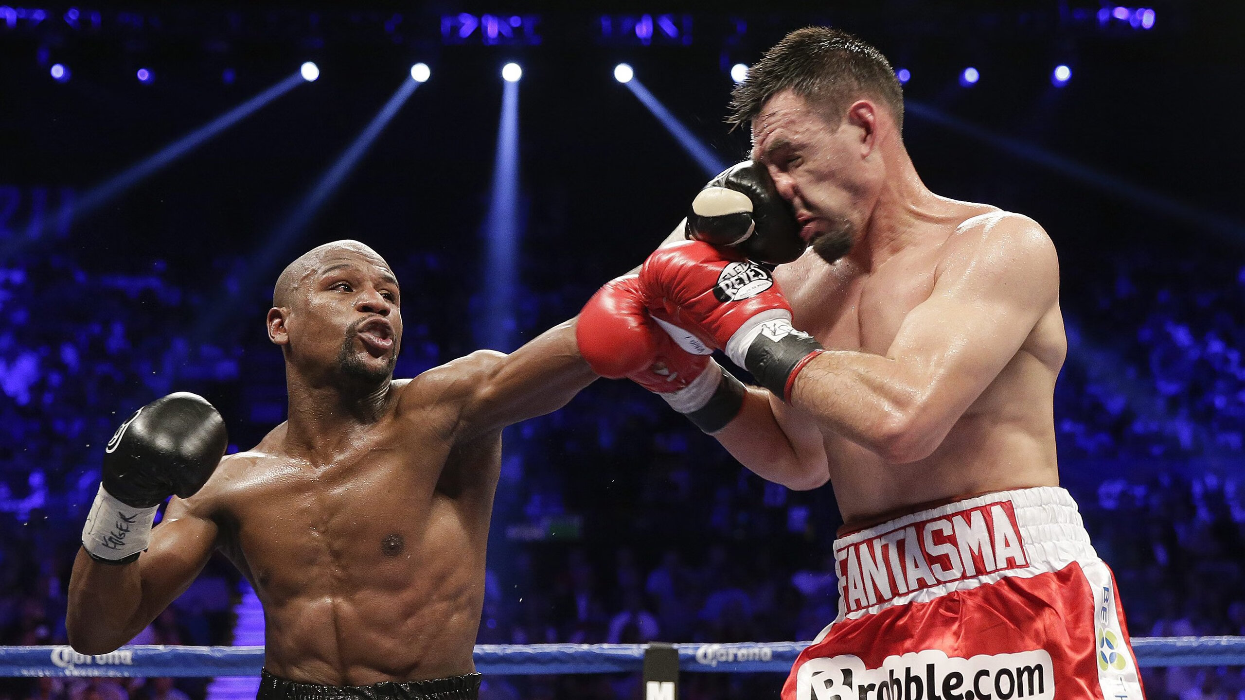 塞维利亚连续得分压制埃及,克瓦拉茨赫利亚打出生涯之夜