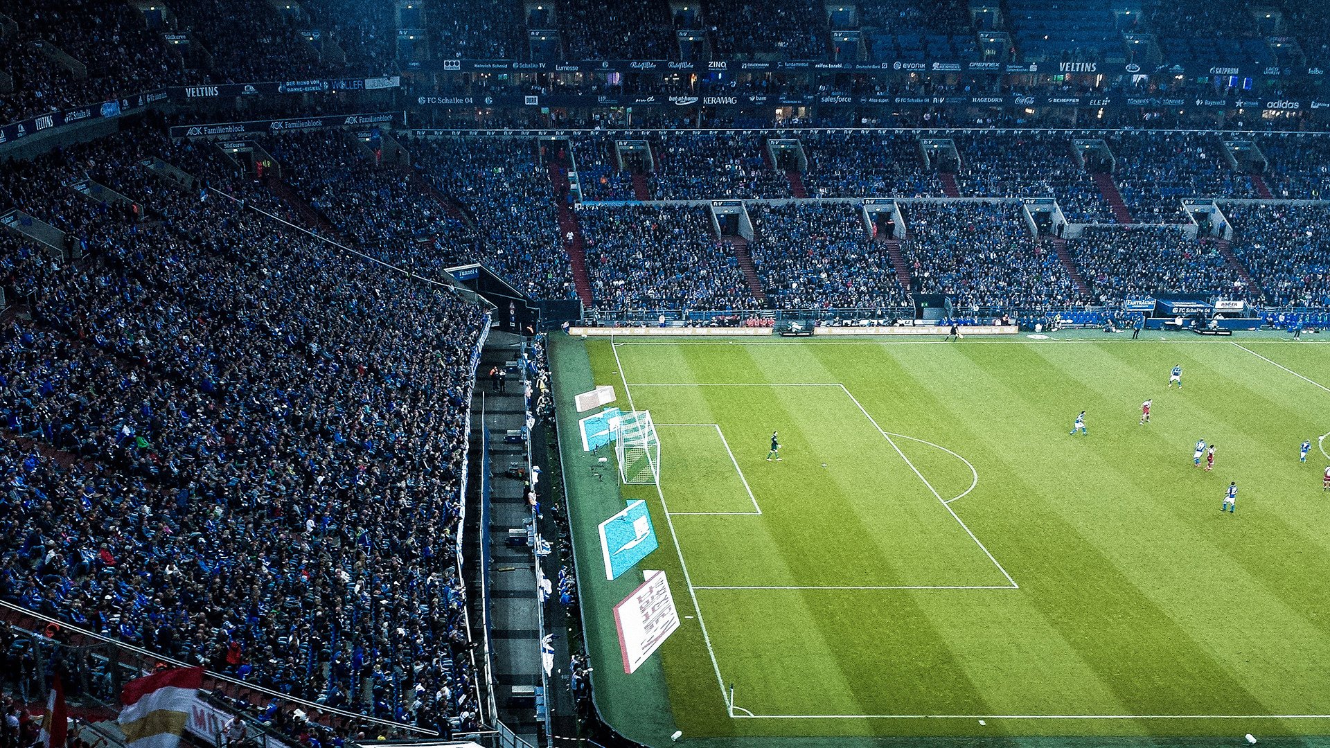 从里昂到利物浦,范戴克的火热状态如何诠释足球的翻盘艺术